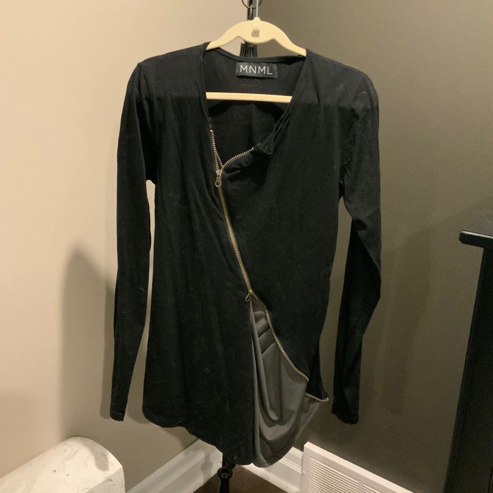 MNML asymmetrical dystopian zip top